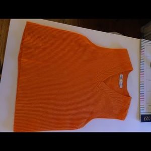 V Neck sleeveless sweater